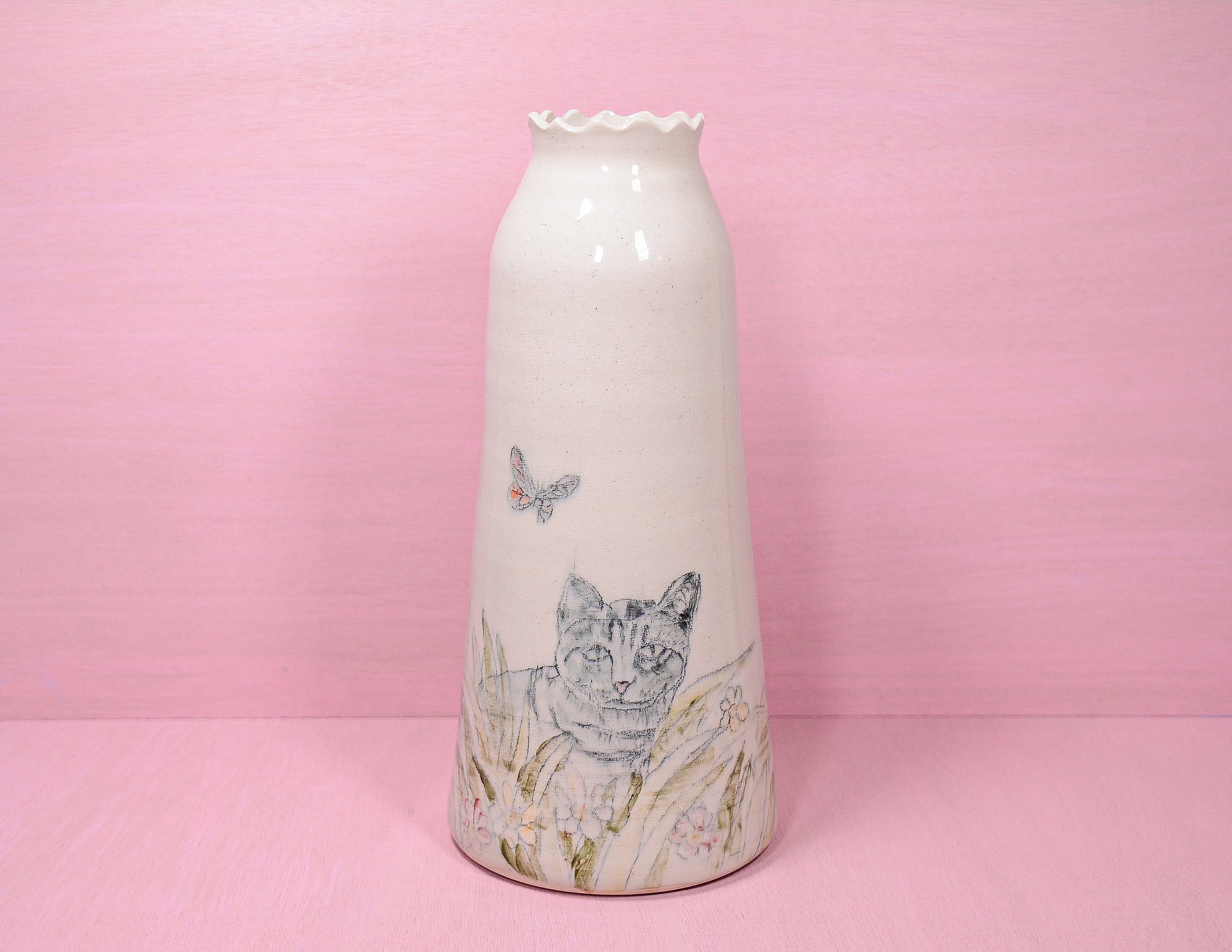 Large Cat in the Grass Vase