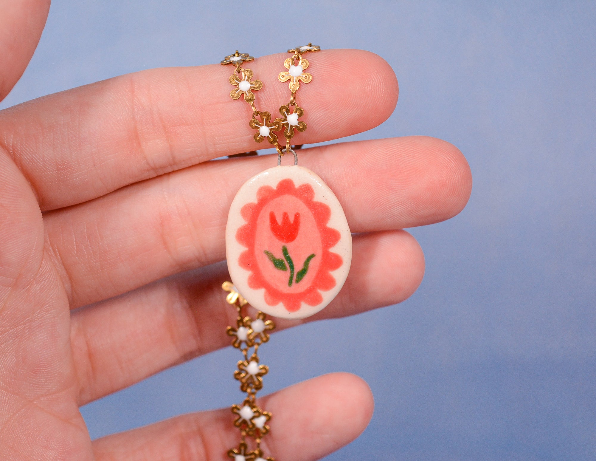 Scalloped Tulip Necklace