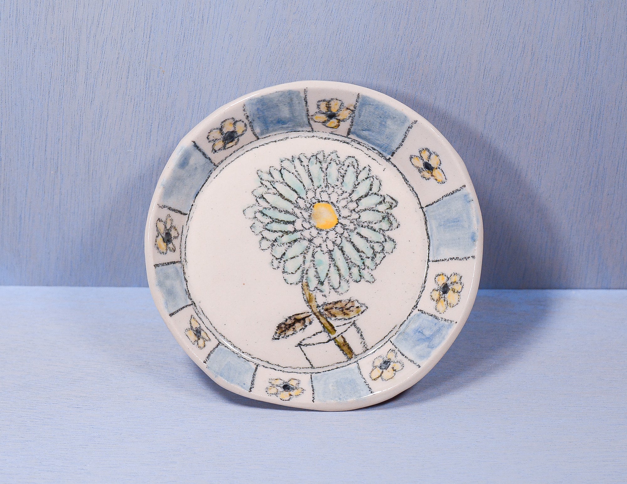 Daisy Plate