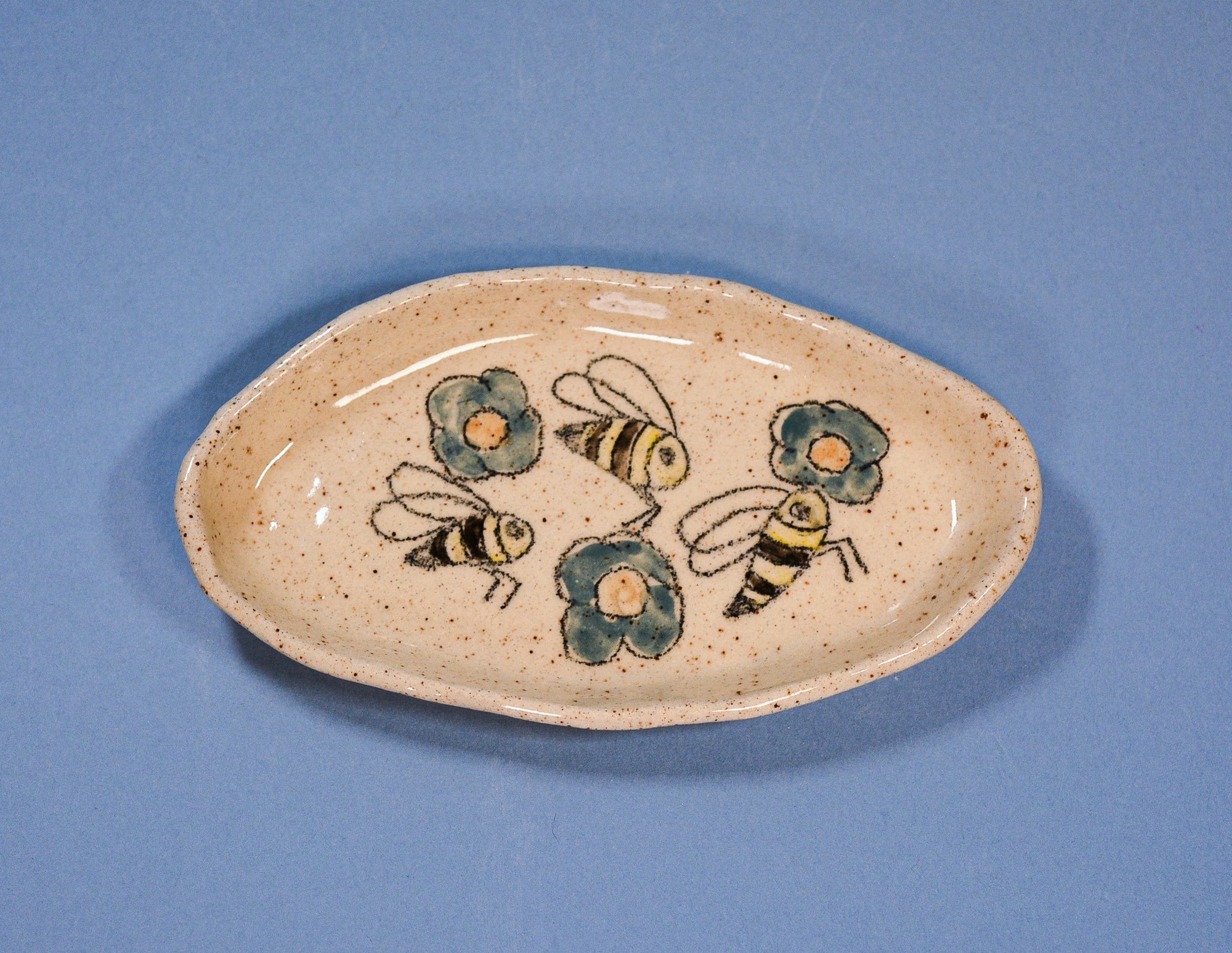 Pollinators and Picnics Speckled Plate
