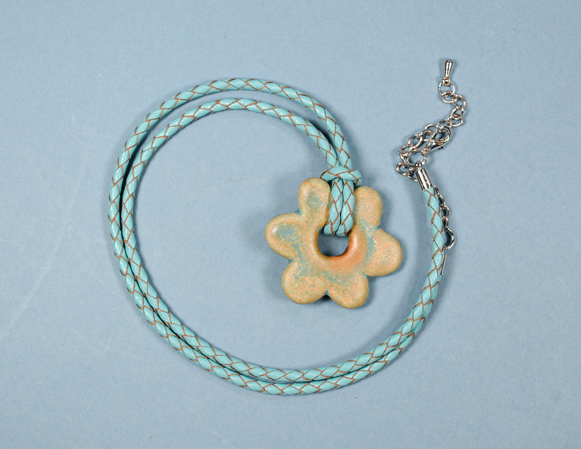 Riptide Open Daisy Braided Lace Necklace