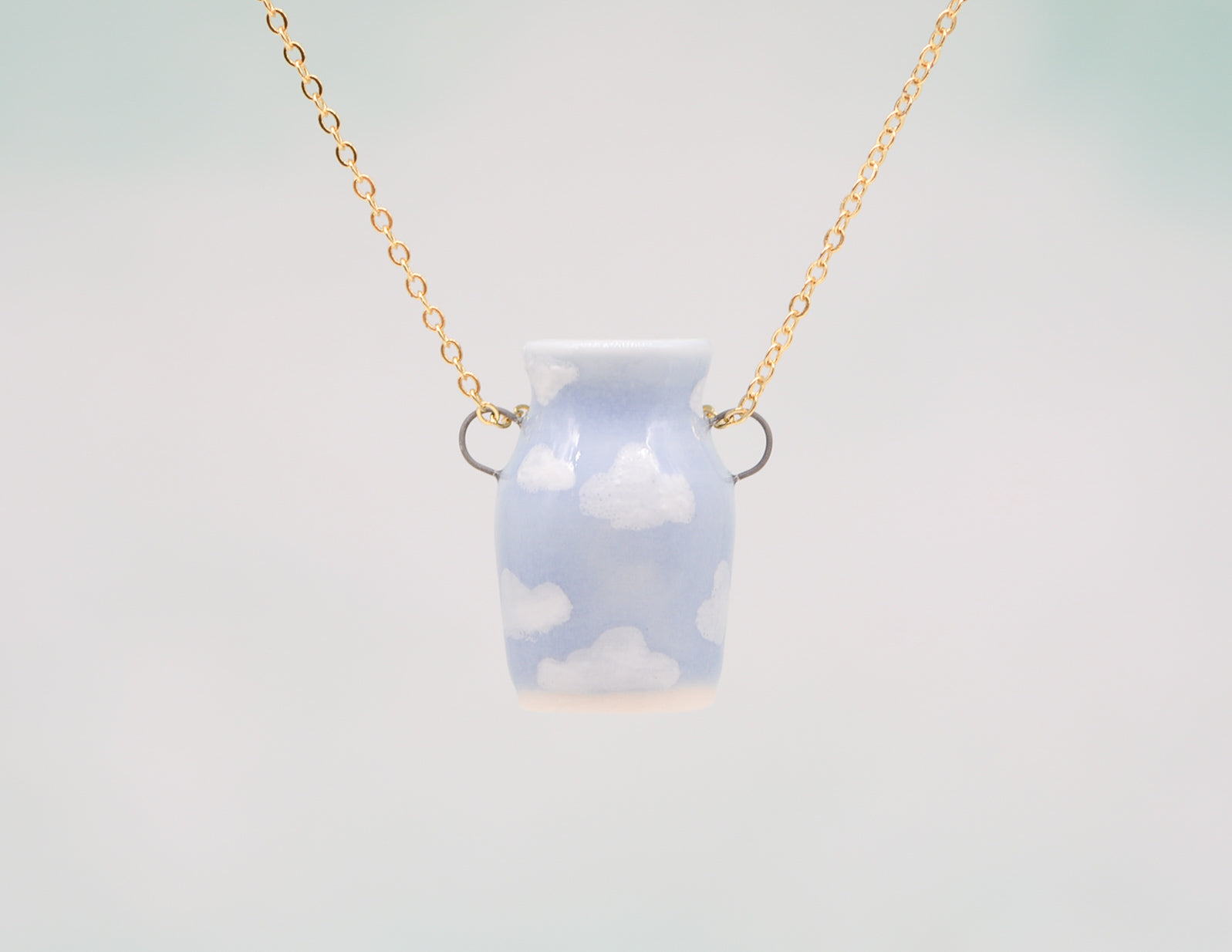 Cloudy Pot Necklace